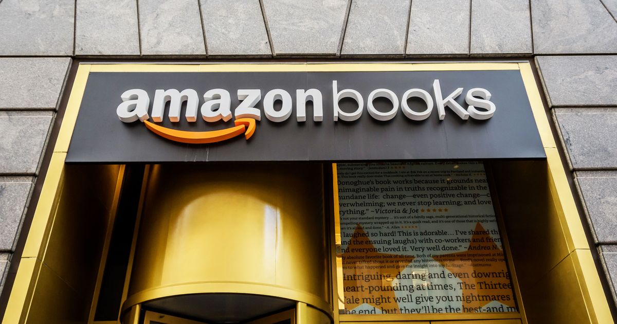 Amazon Is Closing Its Terrible Brick-and-Mortar Bookstores