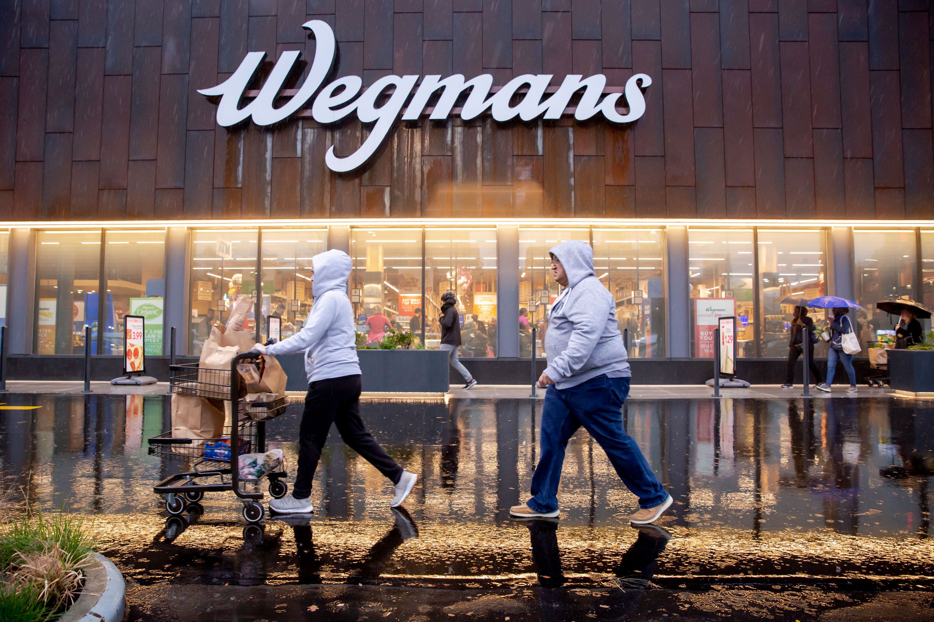 Wegmans 'delivers' on convenience with new strategy