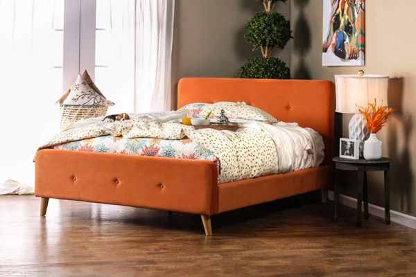 Furniture of America Leandra Upholstered Platform Bed