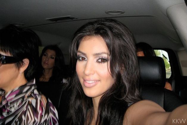 Kim Kardashian Accused Of Being 'Obsessed' With Herself Over Selfies