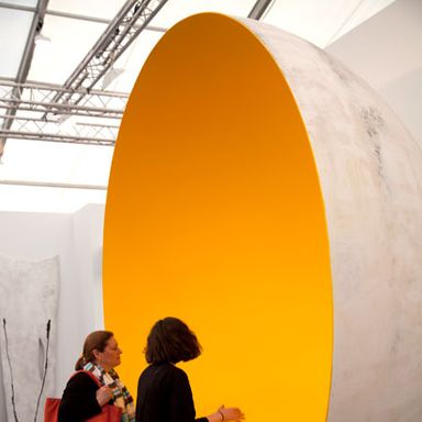 Kapoor’s majestic fiberglass dish had a gravitational pull as powerful as the sun’s and a color as brilliant as a free-range yolk: Standing before it, you really felt like you were being sucked into a vast vitelline void. It’s the end and the beginning, compressed into one.