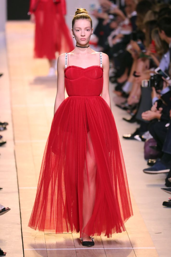 Ralph & Russo Spring/Summer 2020 Haute Couture - A&E Magazine