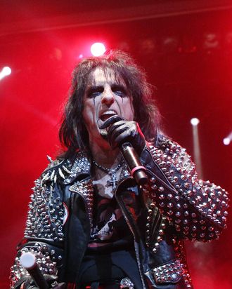 SYDNEY, AUSTRALIA - SEPTEMBER 26: Alice Cooper performs at Enmore Theatre on September 26, 2011 in Sydney, Australia. (Photo by Mark Metcalfe/Getty Images)