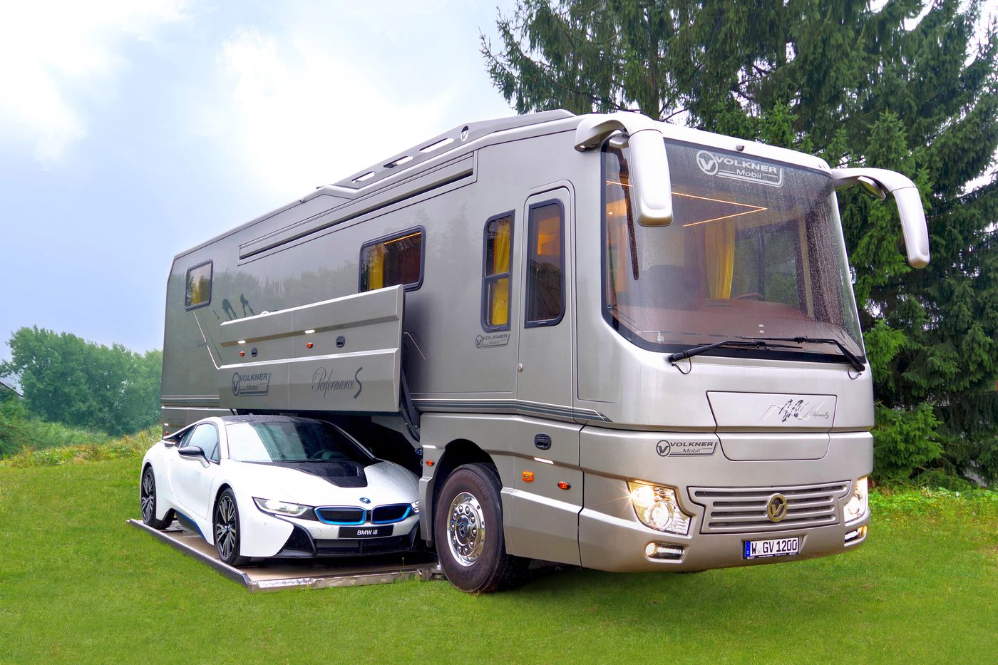 types-of-campers-and-rvs-different-types-of-rvs-motorhomes-trailers