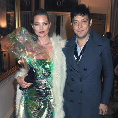 LONDON, ENGLAND - FEBRUARY 21:  (EMBARGOED FOR PUBLICATION IN UK TABLOID NEWSPAPERS UNTIL 48 HOURS AFTER CREATE DATE AND TIME. MANDATORY CREDIT PHOTO BY DAVE M. BENETT/GETTY IMAGES REQUIRED)  Kate Moss and Jamie Hince attend a private dinner hosted by Jefferson Hack and Jay Jopling to celebrate the 10th anniversary of AnOther Magazine on February 21, 2011 in London, England.  (Photo by Dave M. Benett/Getty Images)