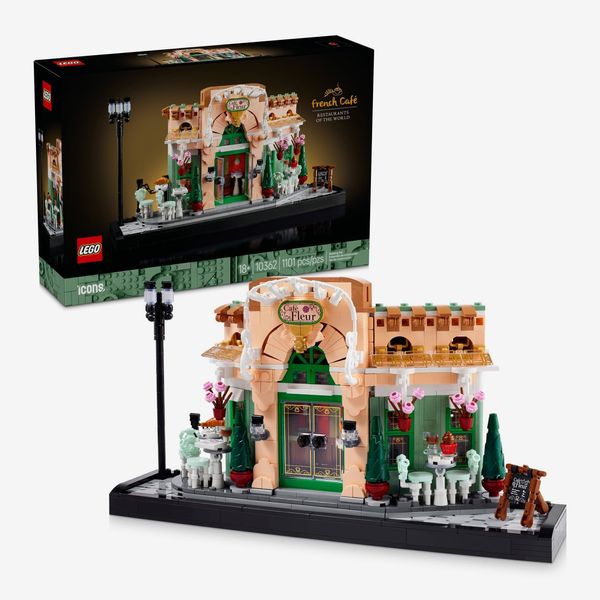 LEGO Icons French Café Paris