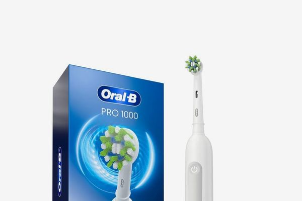 Oral-B White Pro 1000 Power Rechargeable Electric Toothbrush