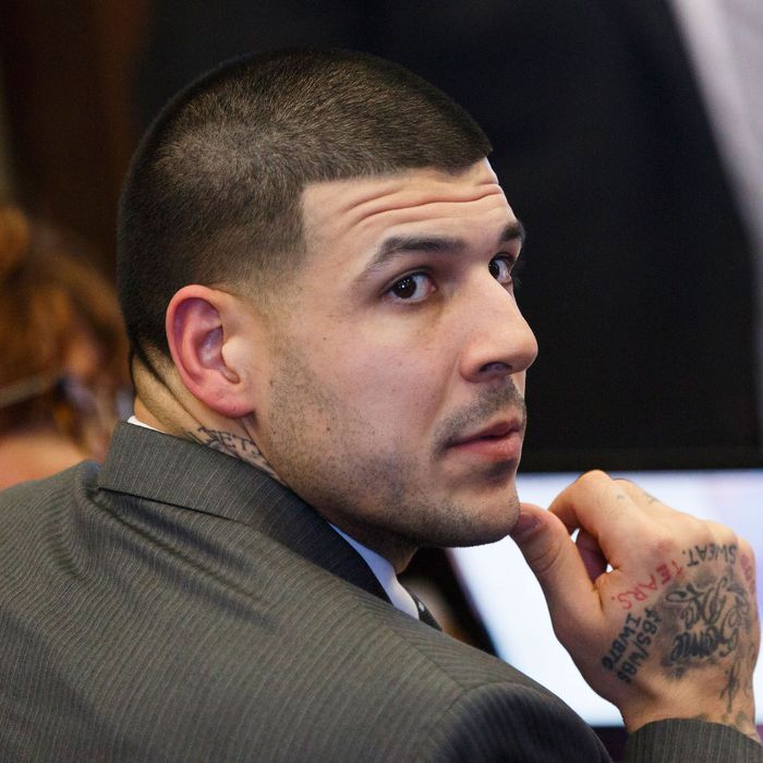 Aaron Hernandez family wants player's brain examined for signs of CTE, NFL