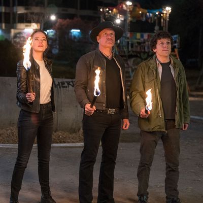 Abigail Breslin, Emma Stone, Woody Harrelson, and Jesse Eisenberg in Zombieland: Double Tap