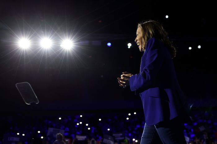 Why the Kamala Harris Campaign Feels ‘Nauseously Optimistic’