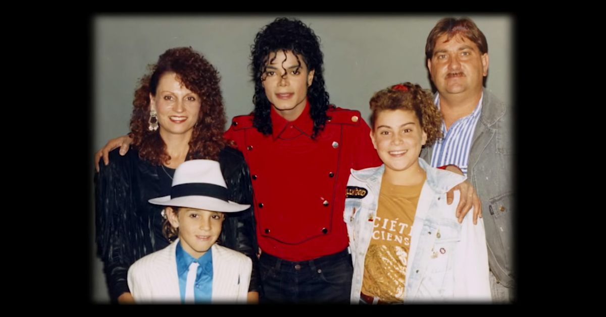 Leaving Neverland Review: Michael Jackson HBO Documentary Michael Jackson In Gold Magazine