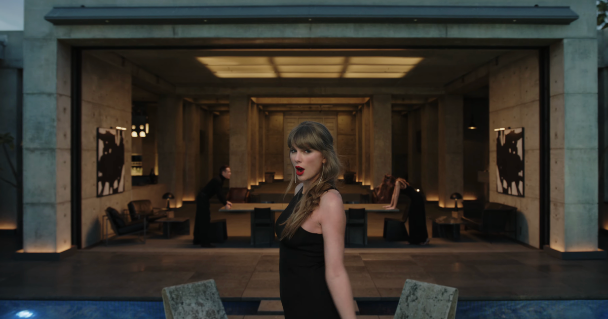 Taylor Swift Brings Back the Behind the Scenes Featurette