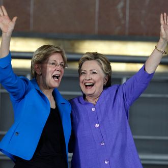 Elizabeth Warren Campaigns With Hillary Clinton In Cincinnati