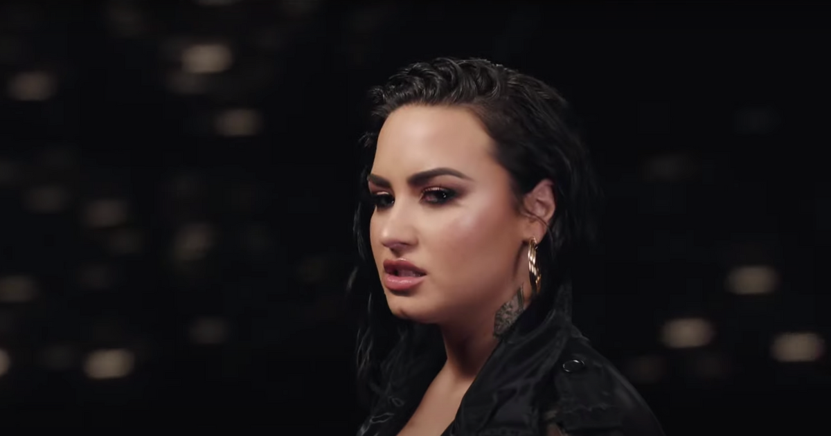 [WATCH] Demi Lovato Perform Commander In Chief Music Video
