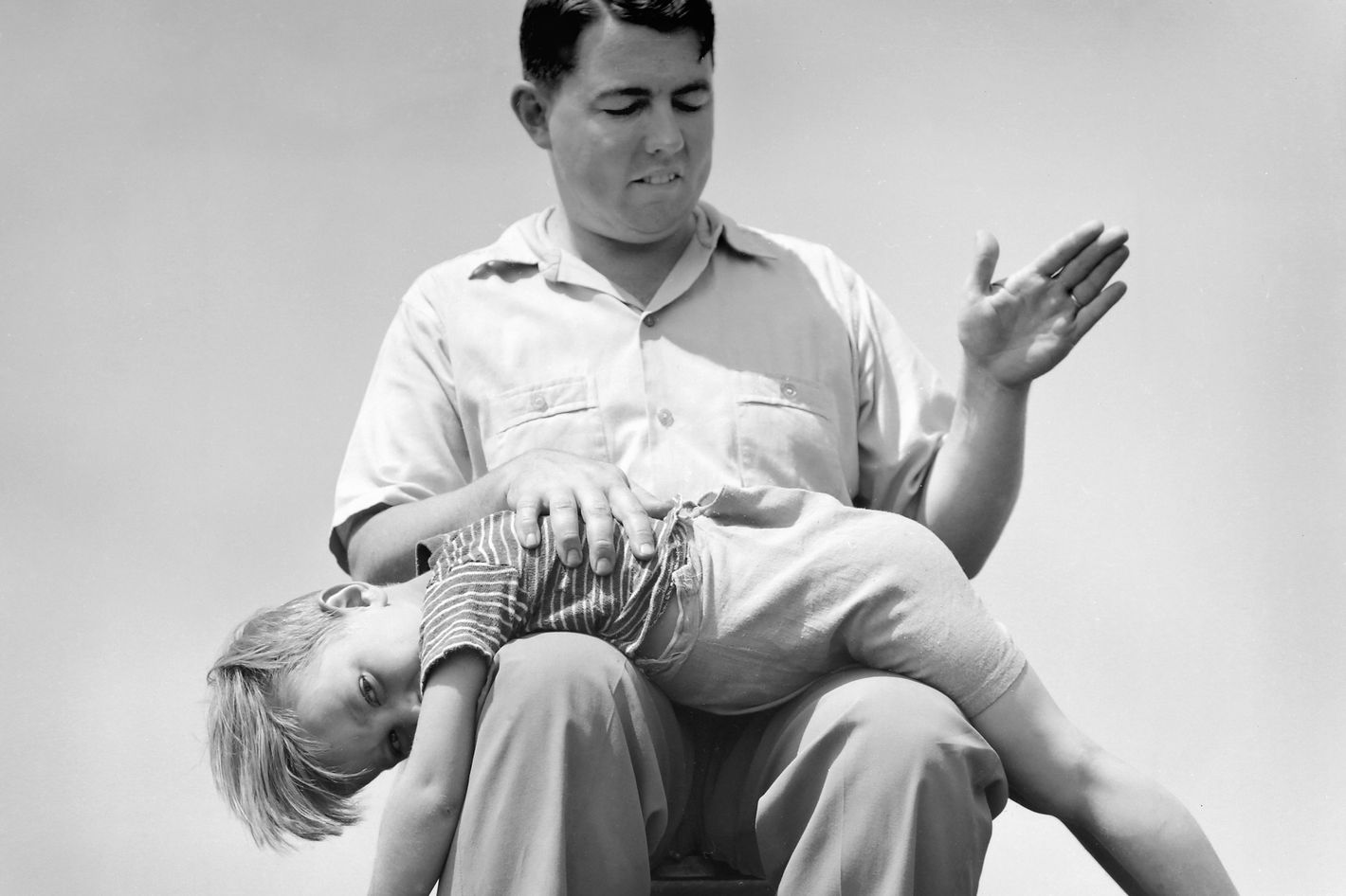 Does Spanking Increase a Childs Odds of Committing Abuse? image