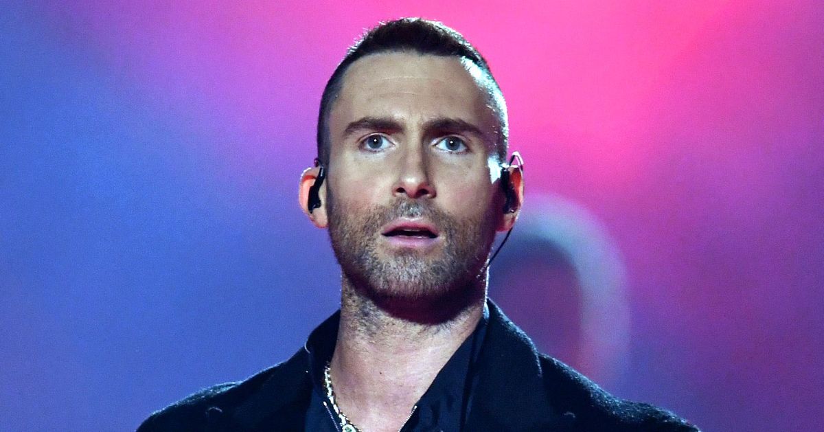 Adam levine песни. Adam Levine. Бехати Принслу клип Maroon 5. Maroon.