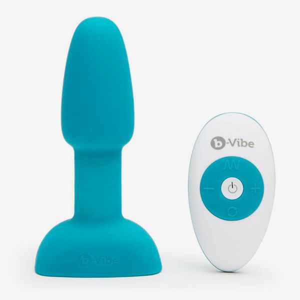 b-Vibe Remote Control Rechargeable Vibrating Rimming Butt Plug