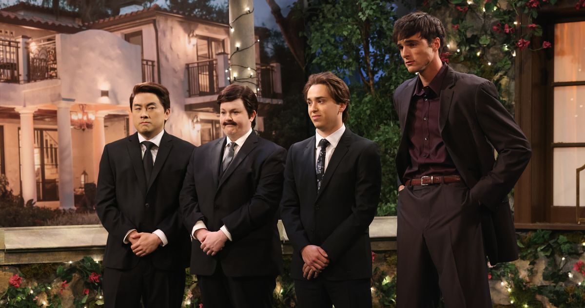 Jacob Elordi Crashes "Short King" Dating Show on SNL - Vimarsana News