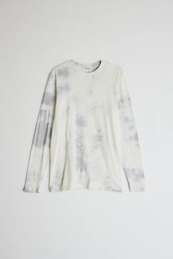 Need Long Sleeve Dye Tee in Dove Grey Tie Dye